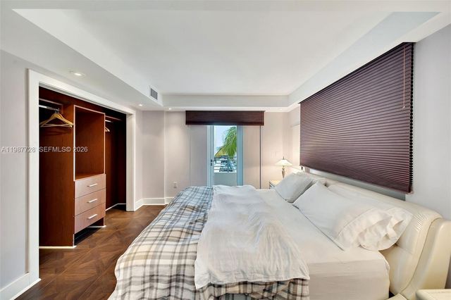 448 Ocean Dr 302, Miami Beach, FL 33139