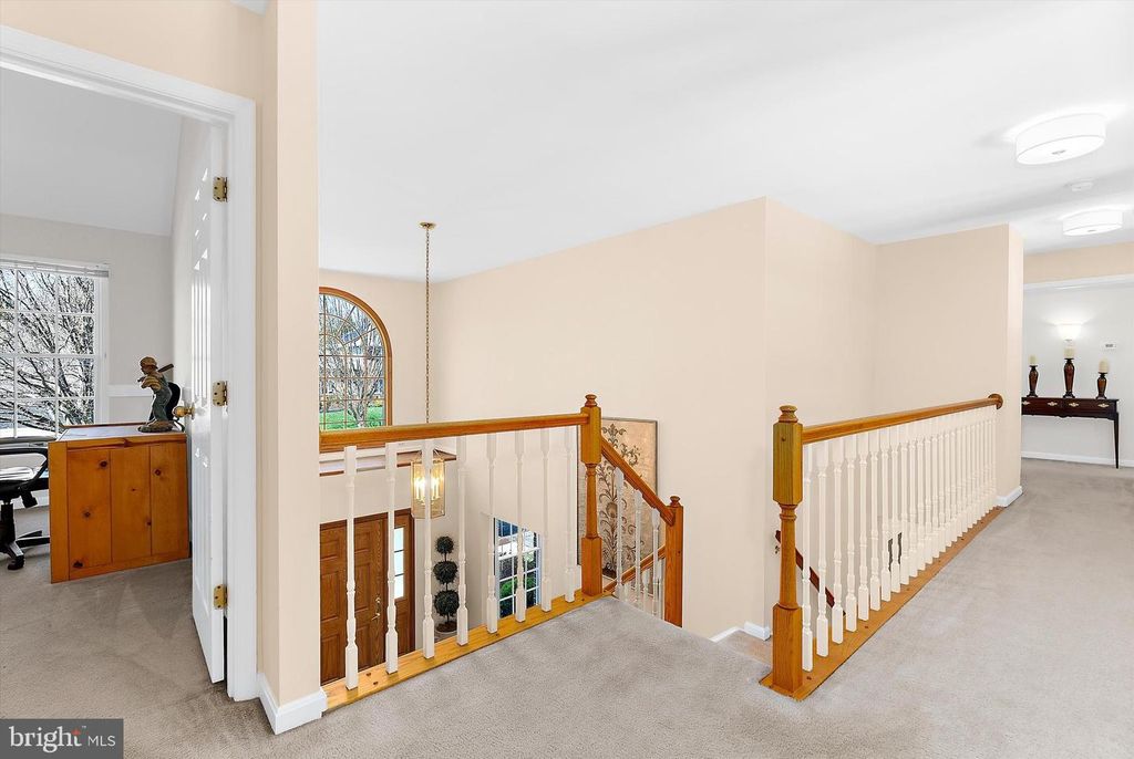 Image 25 of property listing at 2904 EXCELSIOR SPRINGS CT, Ellicott City, MD 21042