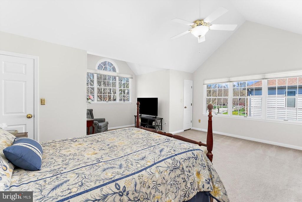 Image 28 of property listing at 2904 EXCELSIOR SPRINGS CT, Ellicott City, MD 21042