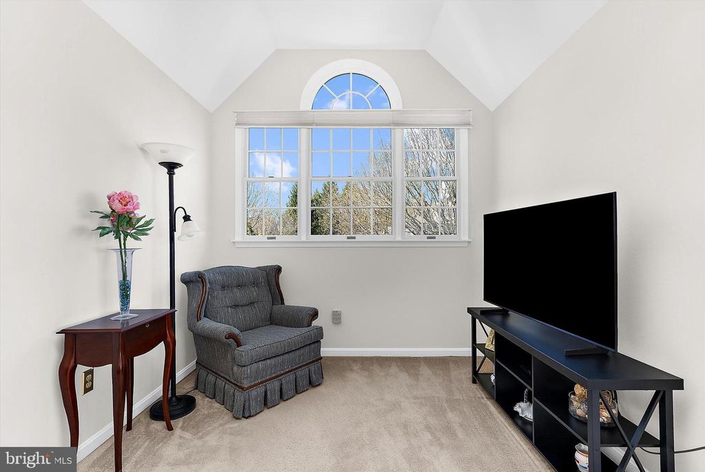 Image 29 of property listing at 2904 EXCELSIOR SPRINGS CT, Ellicott City, MD 21042