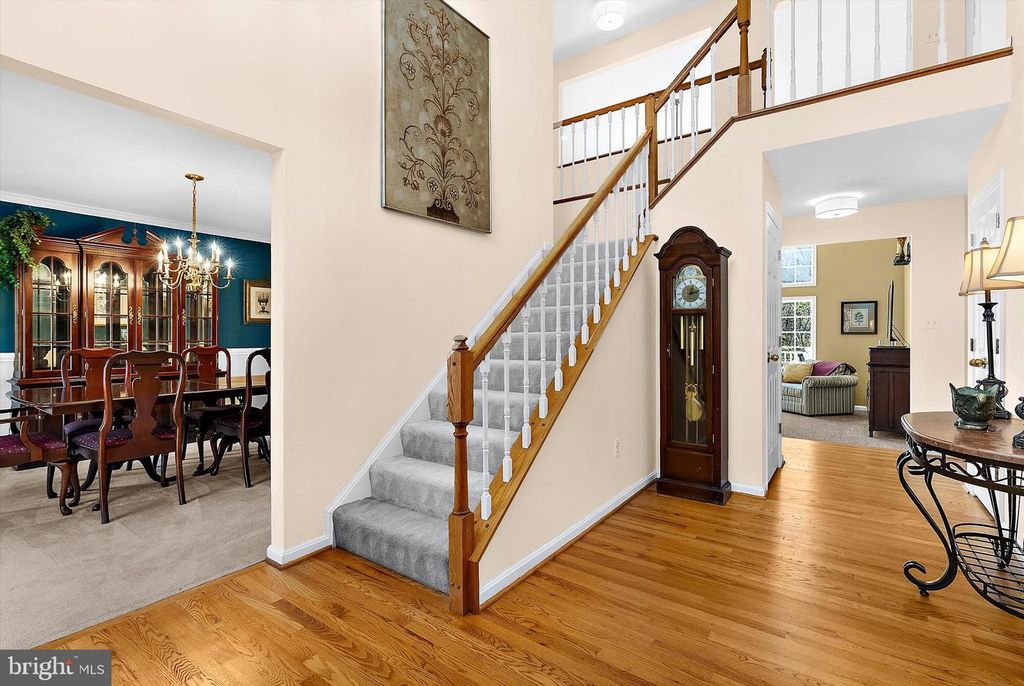 Image 3 of property listing at 2904 EXCELSIOR SPRINGS CT, Ellicott City, MD 21042