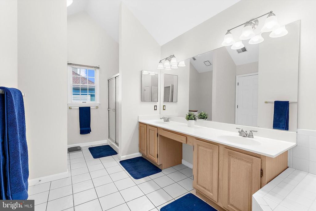 Image 32 of property listing at 2904 EXCELSIOR SPRINGS CT, Ellicott City, MD 21042