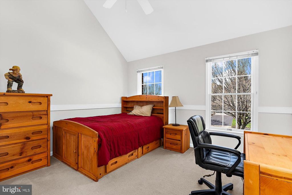 Image 33 of property listing at 2904 EXCELSIOR SPRINGS CT, Ellicott City, MD 21042