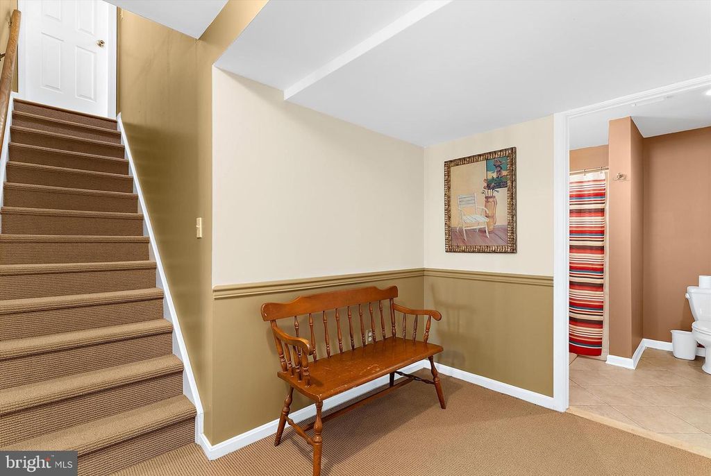 Image 38 of property listing at 2904 EXCELSIOR SPRINGS CT, Ellicott City, MD 21042