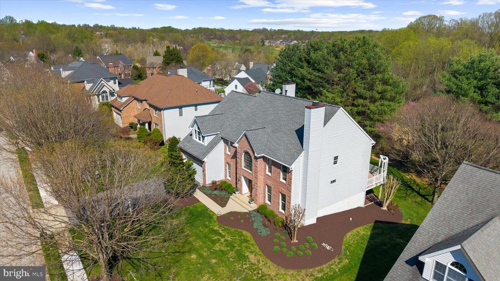 Image 60 of property listing at 2904 EXCELSIOR SPRINGS CT, Ellicott City, MD 21042