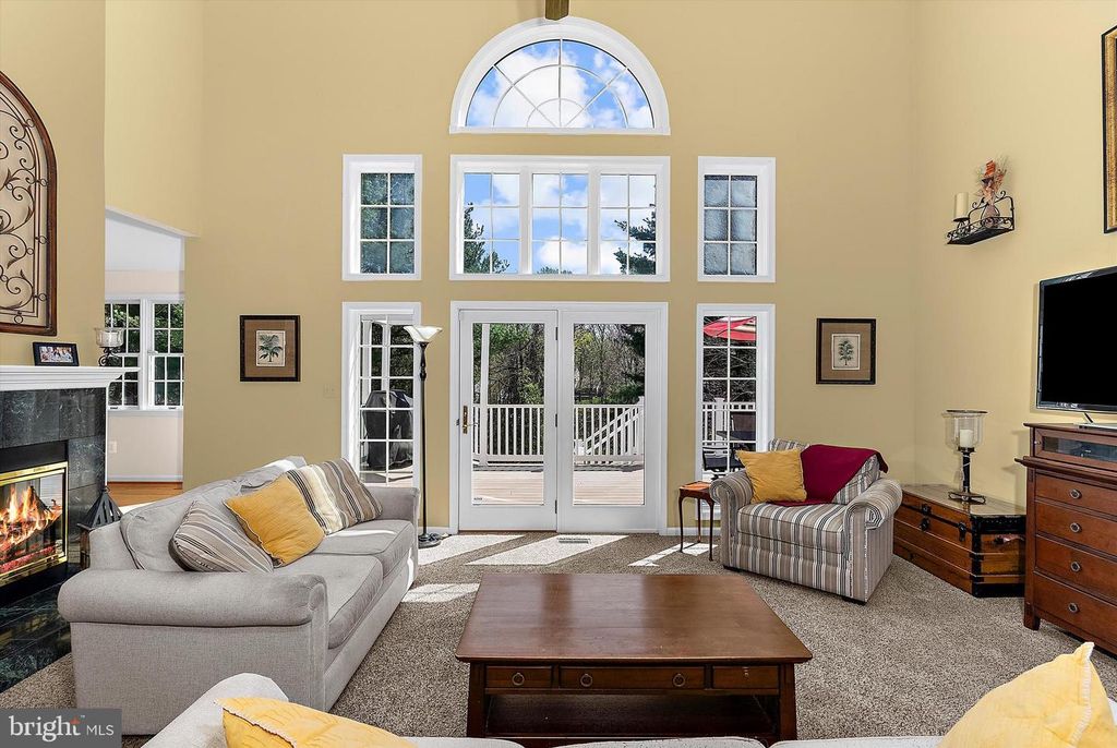 Image 7 of property listing at 2904 EXCELSIOR SPRINGS CT, Ellicott City, MD 21042