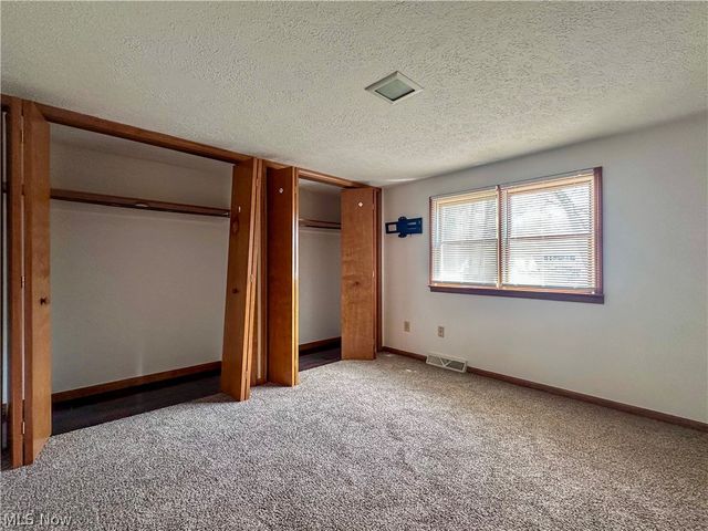 1087 Perkinswood Boulevard SE, Warren, OH 44484