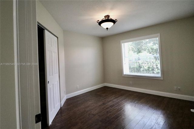 2686 Palmer Pl, Weston, FL 33332