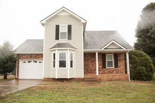 3425 Loon Dr, Clarksville, TN 37042