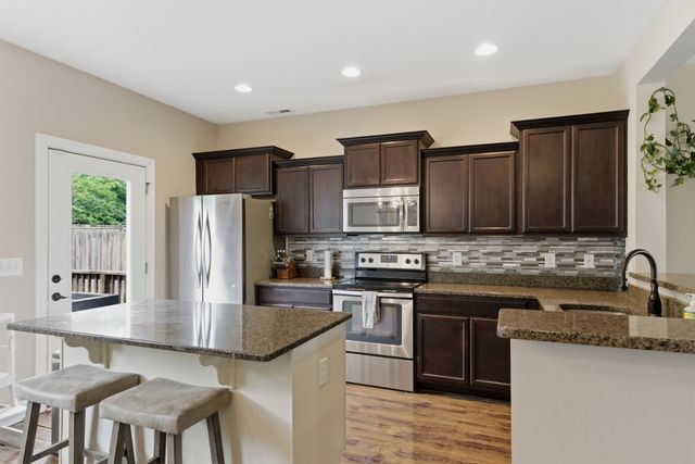 2552 Val Marie Dr, Madison, TN 37115