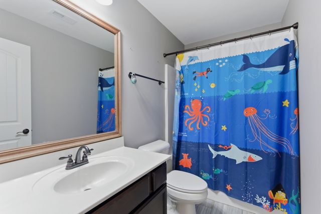 2552 Val Marie Dr, Madison, TN 37115