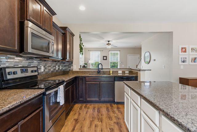 2552 Val Marie Dr, Madison, TN 37115