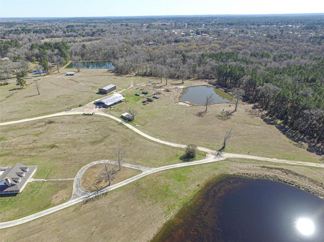 684 Hooks Road, Corrigan, TX 75939