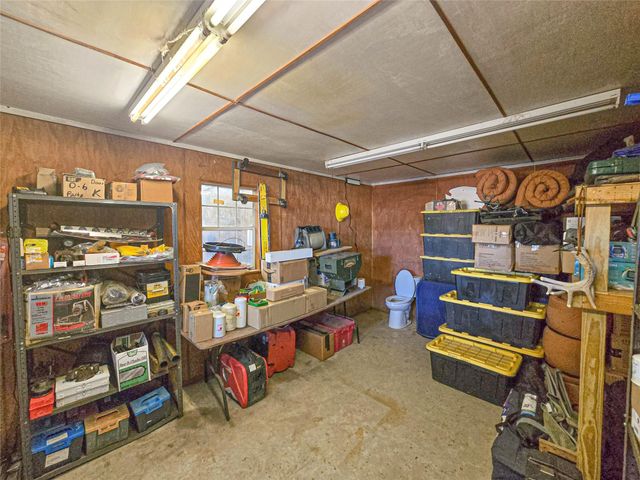 684 Hooks Road, Corrigan, TX 75939