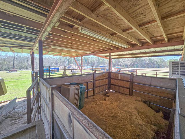 684 Hooks Road, Corrigan, TX 75939