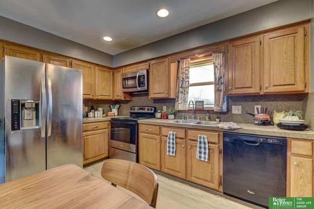 12668 N Street, Omaha, NE 68137