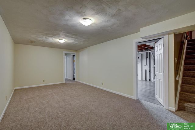 12668 N Street, Omaha, NE 68137