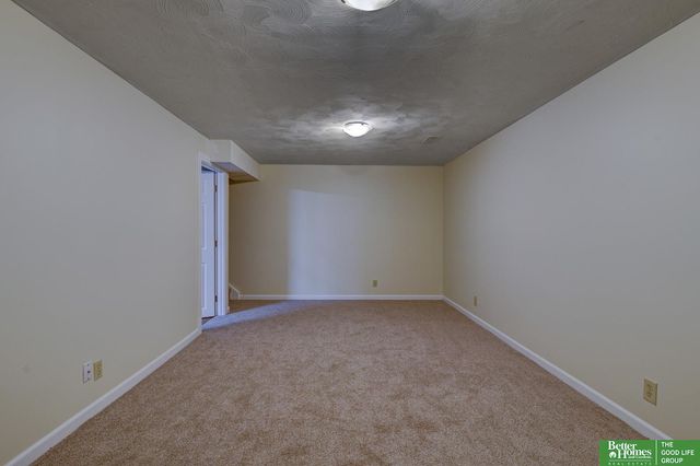 12668 N Street, Omaha, NE 68137