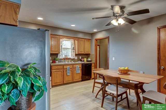 12668 N Street, Omaha, NE 68137