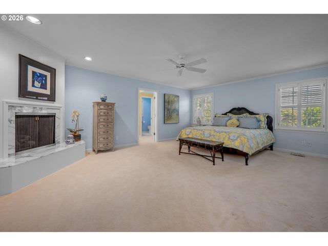 7535 Sw MONTCLAIR Dr, Portland, OR 97225