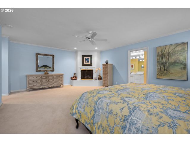 7535 Sw MONTCLAIR Dr, Portland, OR 97225