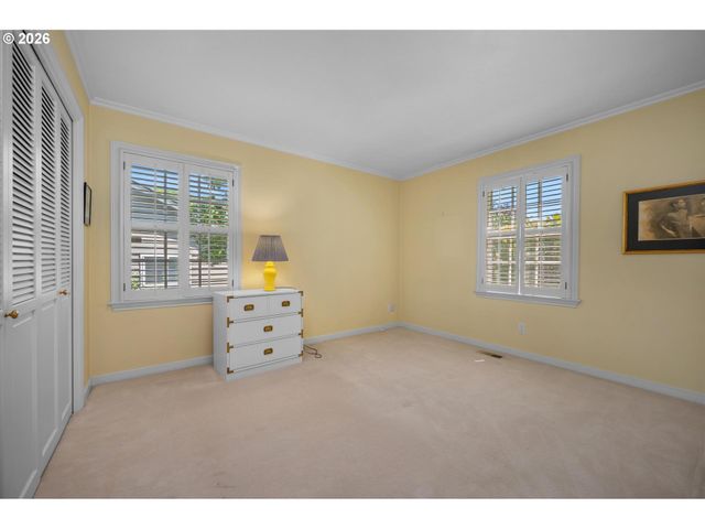 7535 Sw MONTCLAIR Dr, Portland, OR 97225