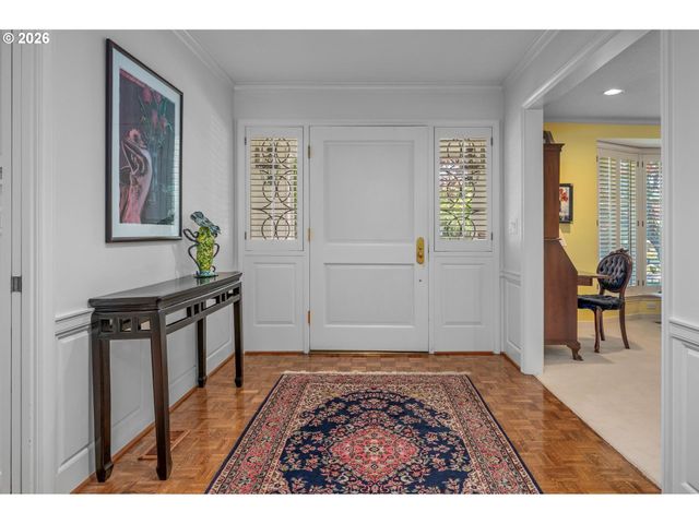 7535 Sw MONTCLAIR Dr, Portland, OR 97225