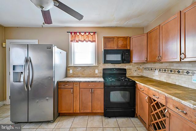 812 N EVANS ST, Pottstown, PA 19464