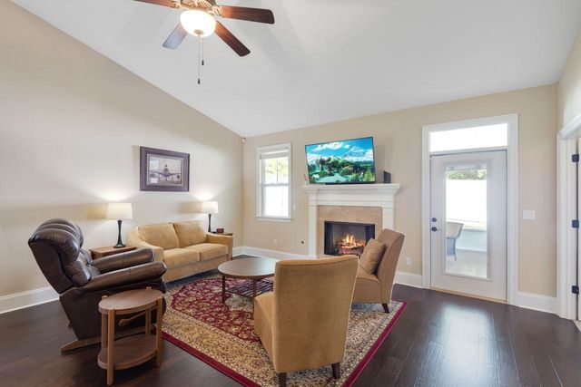 4017 Old Plantation Loop, Tallahassee, FL 32311