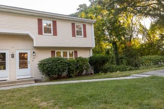 122 Leedham St 122, Attleboro, MA 02703