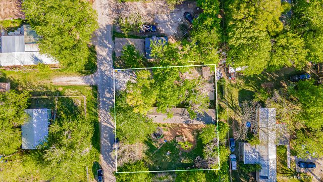 3622 Brook Valley Street, Granbury, TX 76048