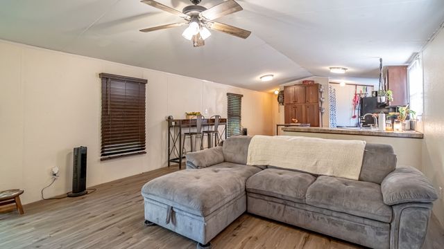3622 Brook Valley Street, Granbury, TX 76048