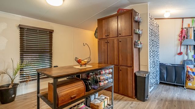 3622 Brook Valley Street, Granbury, TX 76048