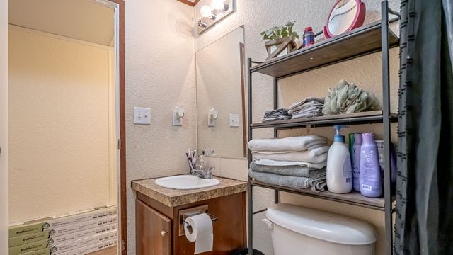 3622 Brook Valley Street, Granbury, TX 76048