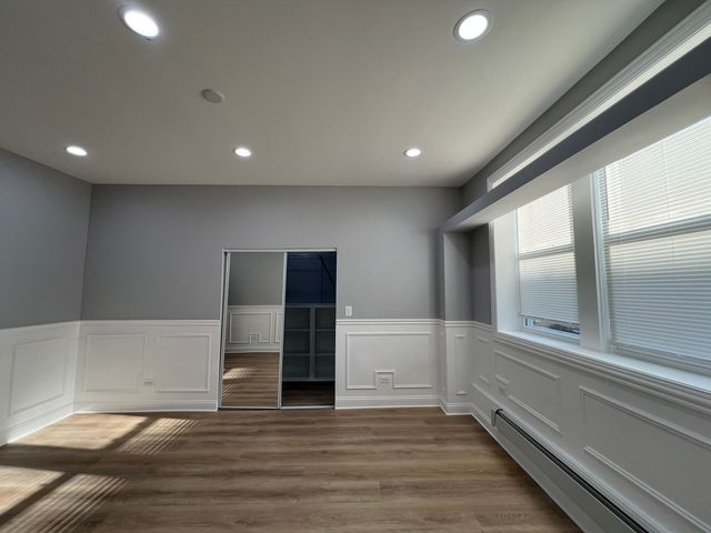 4427 N Seeley Avenue 105, Chicago, IL 60625