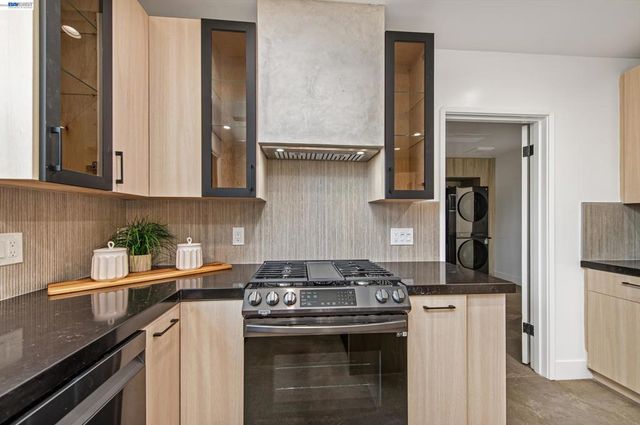 4073 Stanley Blvd, Pleasanton, CA 94566