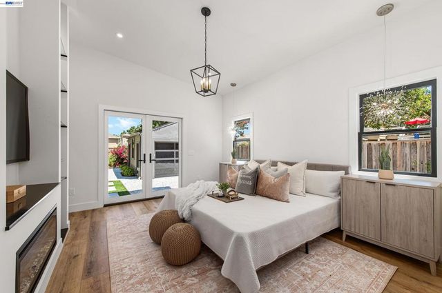 4073 Stanley Blvd, Pleasanton, CA 94566