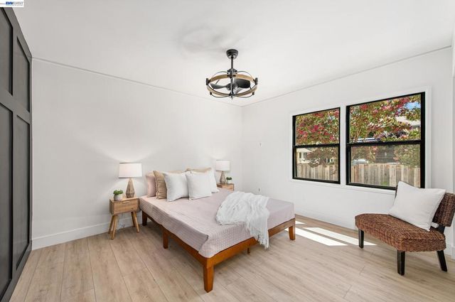 4073 Stanley Blvd, Pleasanton, CA 94566