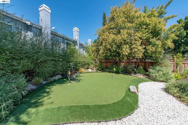 4073 Stanley Blvd, Pleasanton, CA 94566