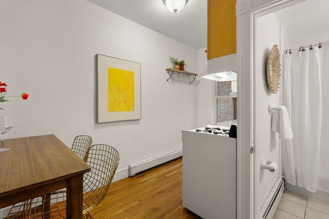 140 Huron Ave 7, Cambridge, MA 02138