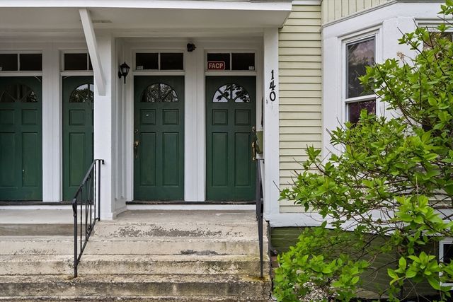140 Huron Ave 7, Cambridge, MA 02138