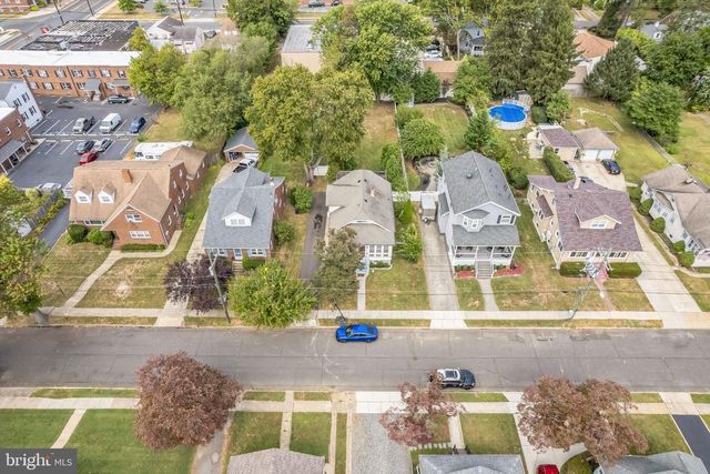 2025 WAYNE AVE, Haddon Heights, NJ 08035