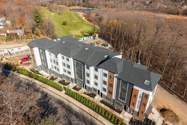 3 Valley Way 220, Spring Valley, NY 10977