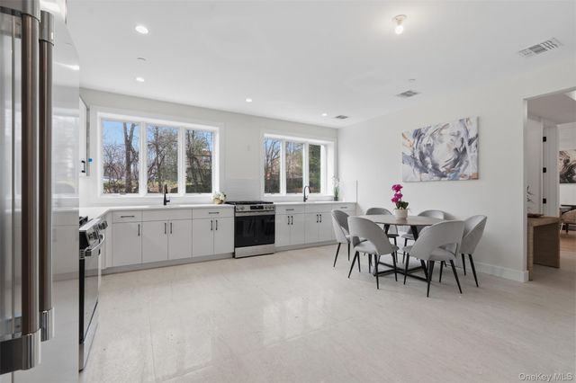 3 Valley Way 220, Spring Valley, NY 10977