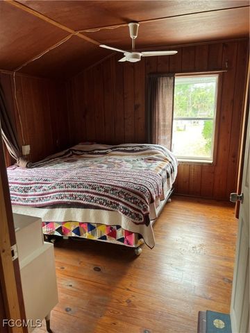 2111 Gardner CT, Alva, FL 33920