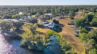 2111 Gardner CT, Alva, FL 33920