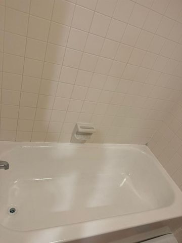 61 Lake Arbor Drive, Palm Springs, FL 33461