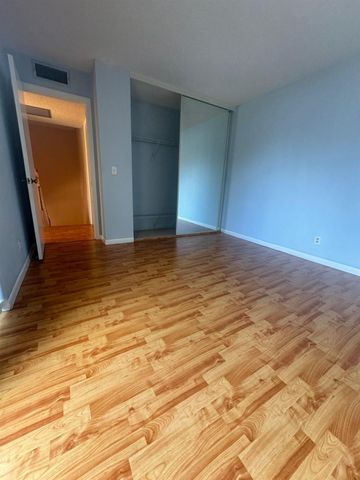 61 Lake Arbor Drive, Palm Springs, FL 33461