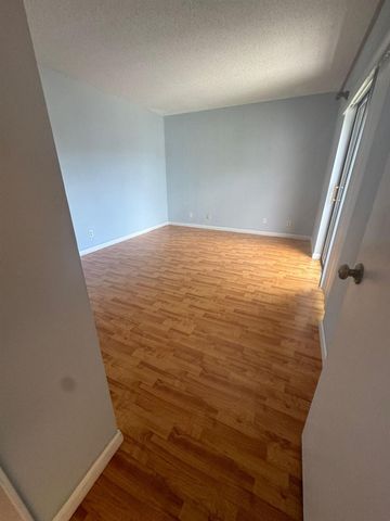 61 Lake Arbor Drive, Palm Springs, FL 33461