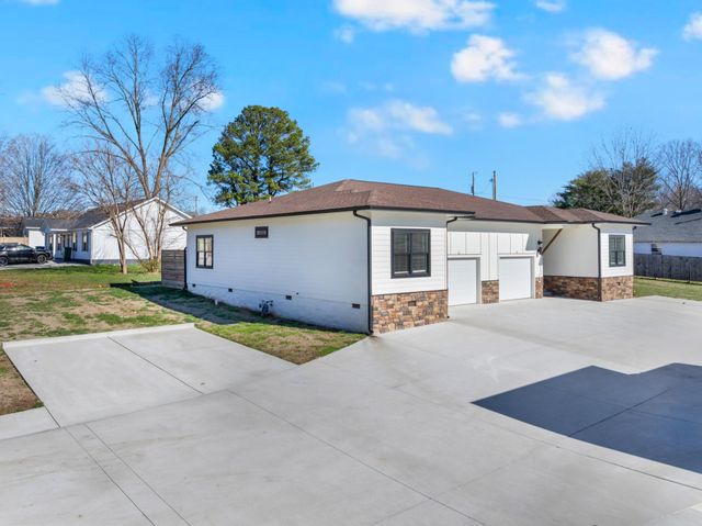 65 Duncan Ln, Winchester, TN 37398